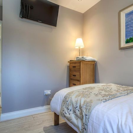 Tintawn House Hotell Sandyford Eksteriør bilde