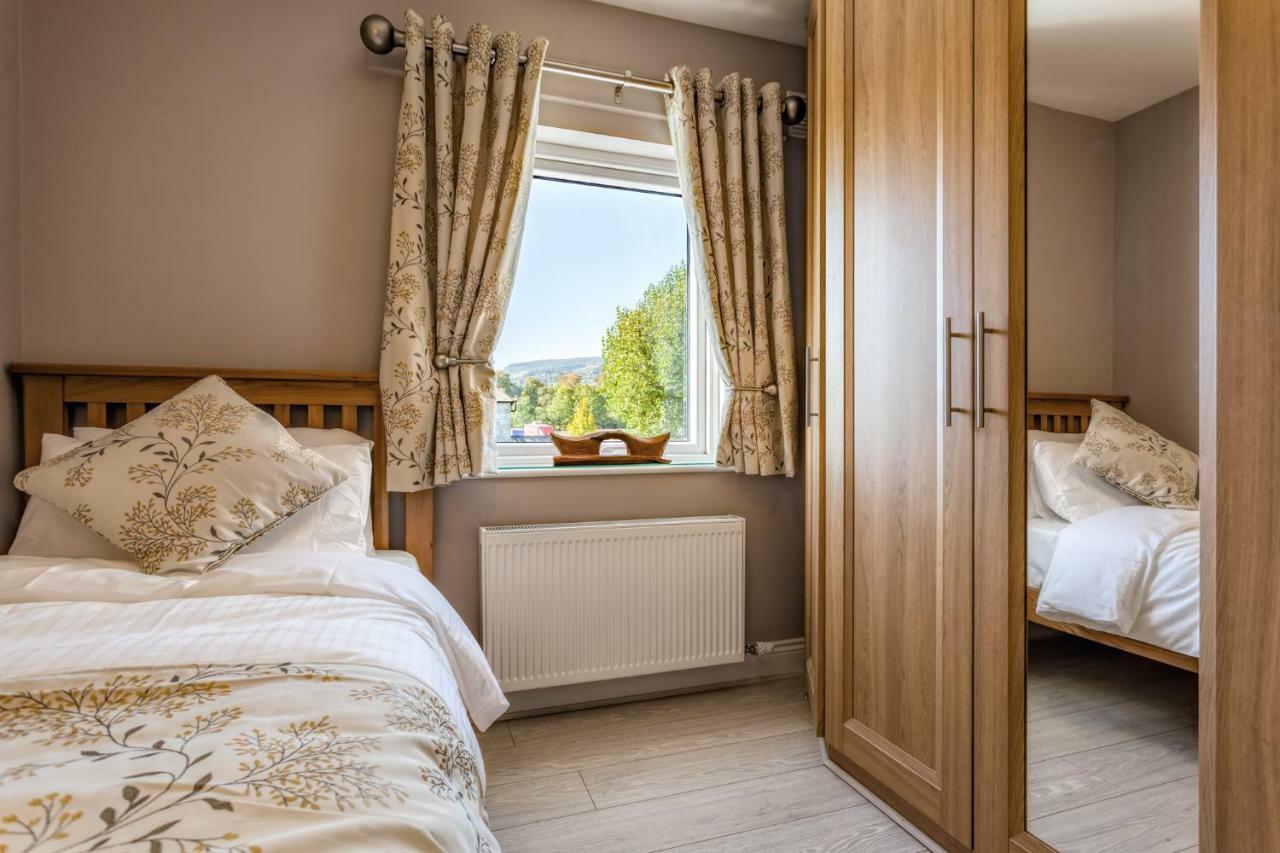 Tintawn House Hotell Sandyford Eksteriør bilde