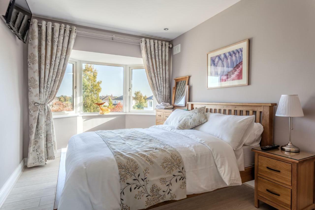 Tintawn House Hotell Sandyford Eksteriør bilde