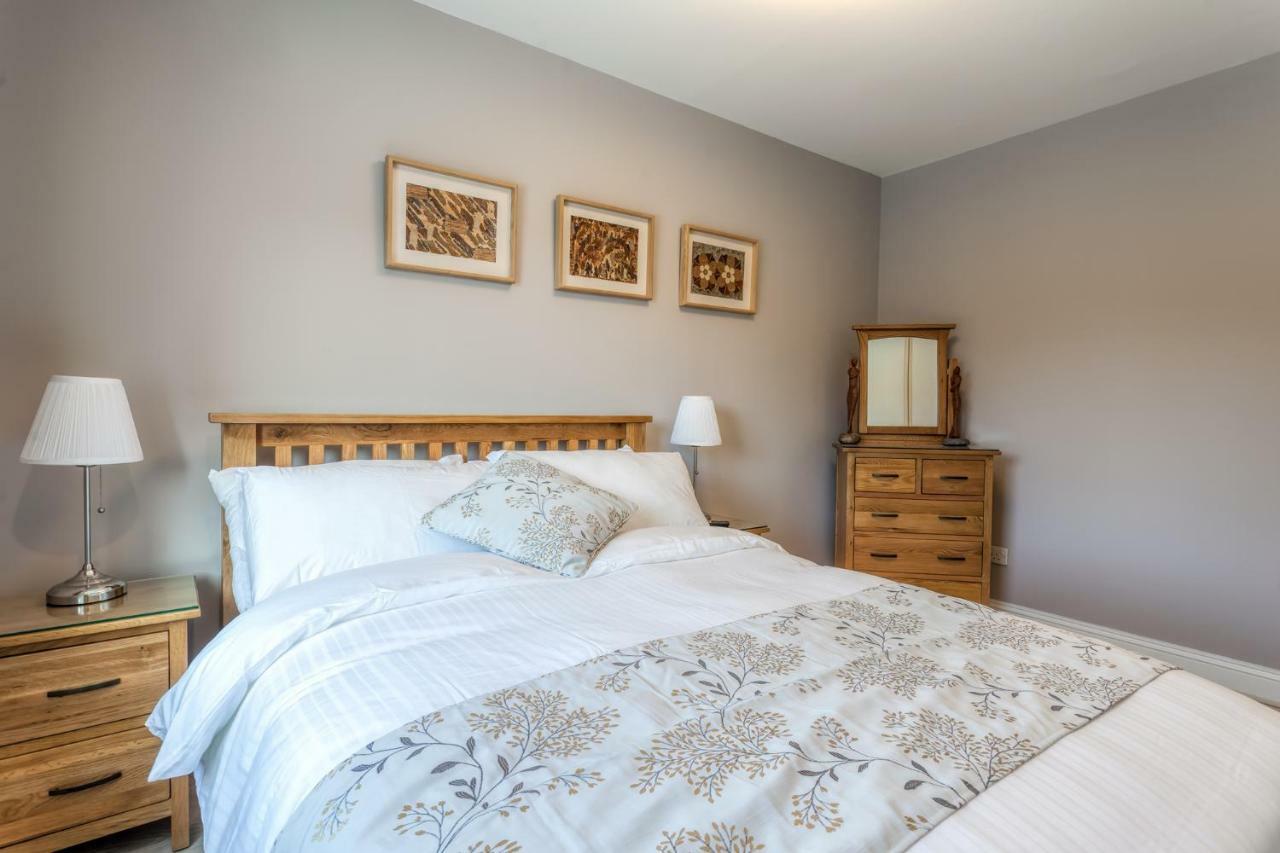 Tintawn House Hotell Sandyford Eksteriør bilde